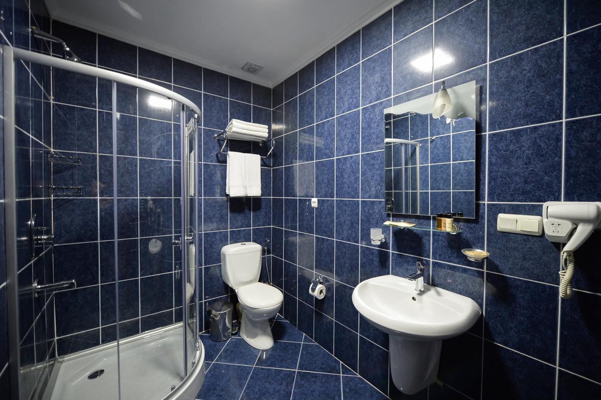 Aura Boutique Hotel Батуми Стая снимка